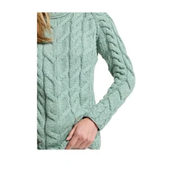 Sweater cabled raglan